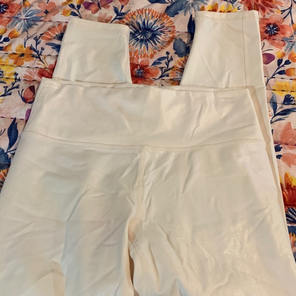 Fabletics - Picture 2 of 5